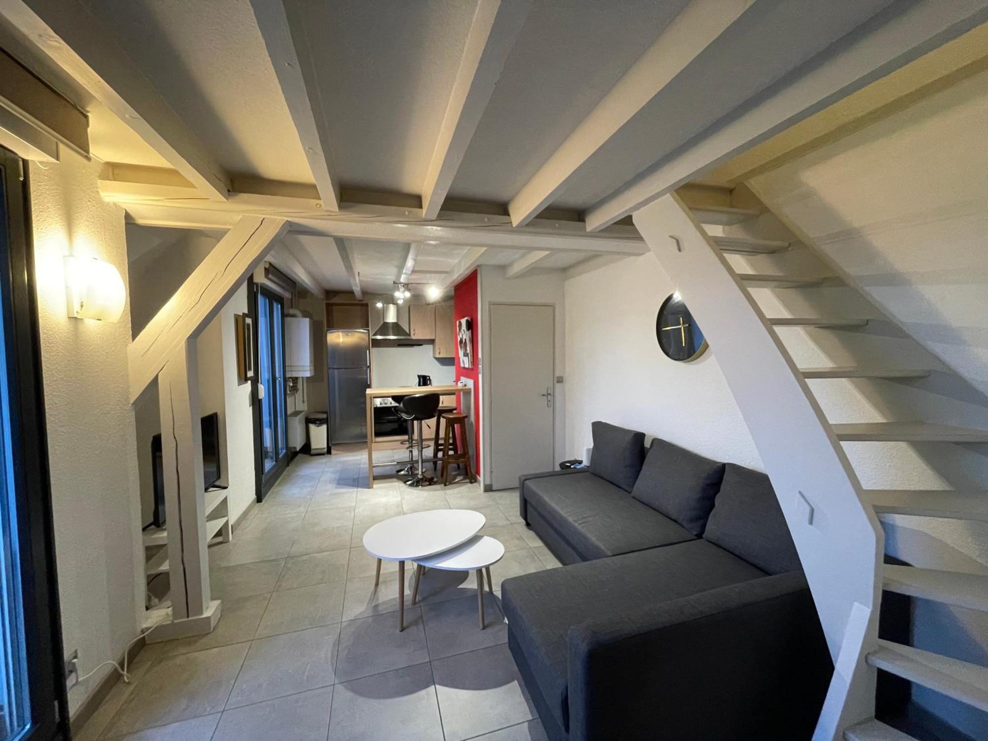 Fathala - Appartement Lumineux En Dernier Etage - Face A La Gare Routiere Sarrebourg Eksteriør billede